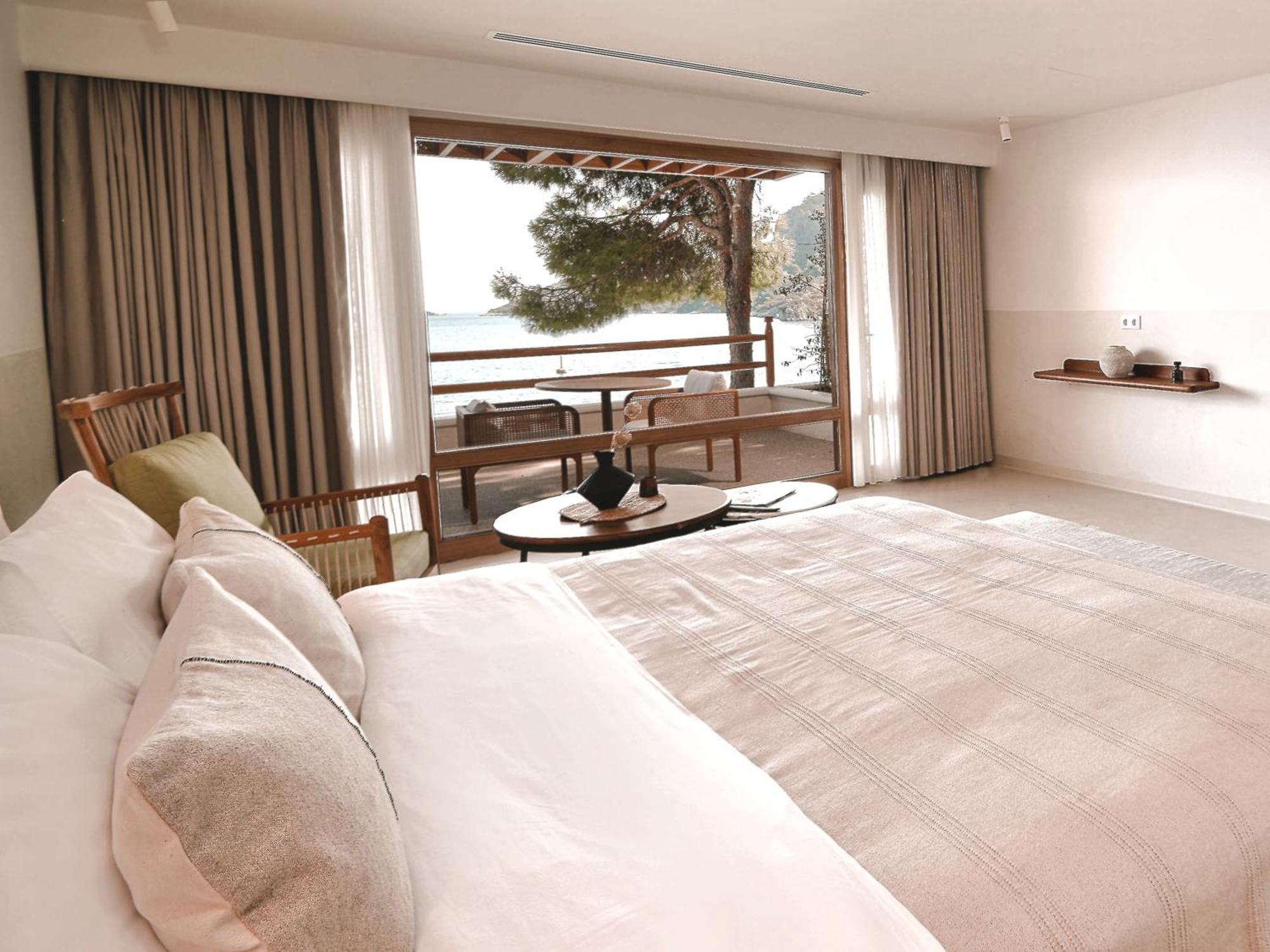 Perios Beach House - Adults Only تورونشْ الغرفة الصورة